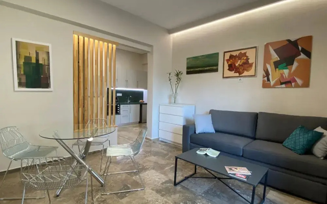 Kalamata Garden Haven - Escape Amidst Greenery