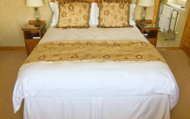 Lake House B&B