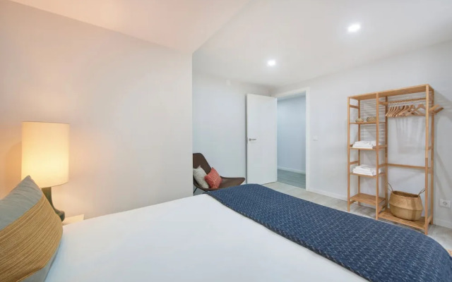 Renovated House Near Beaches, By Timecooler