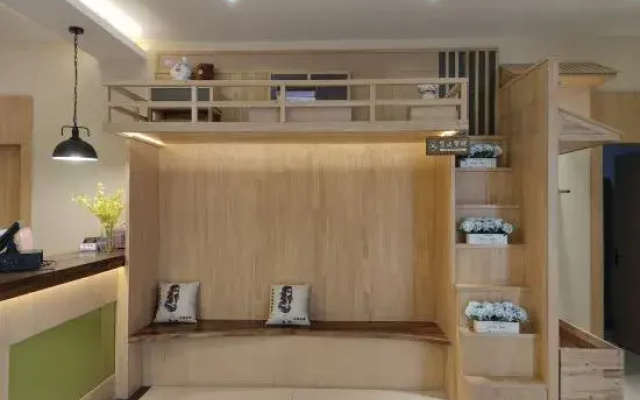 Shuiyue Qinghua Hotel