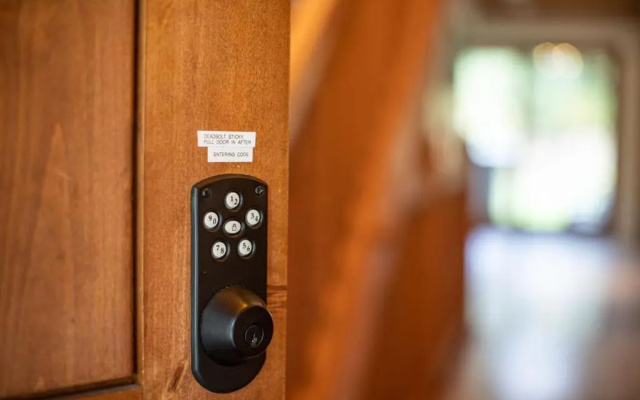 Whyte Mountain Chalet by Revelstoke Vacations