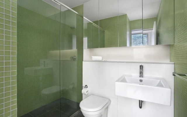 Surry Hills 1 Bedroom Apartment - ADEL1