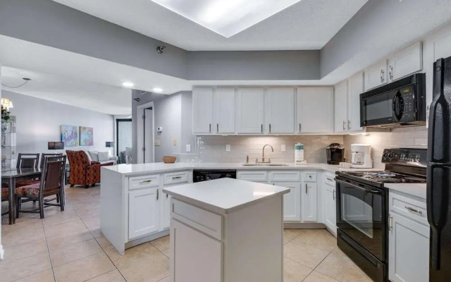 Windward Pointe 1405 By Redawning