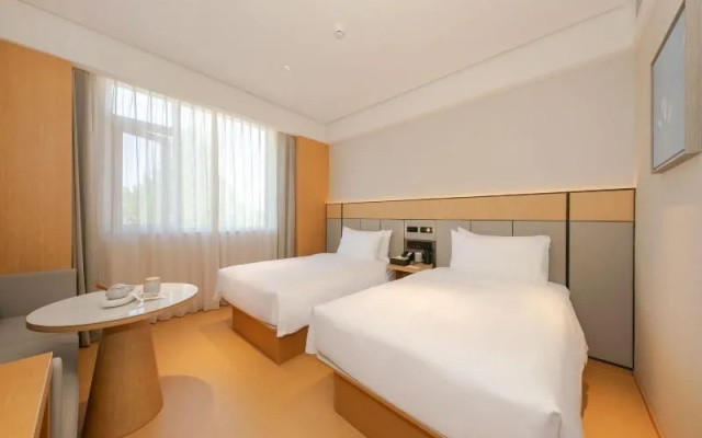 Ji Hotel(Beijing Wanda Taiwan Street store&Shijing