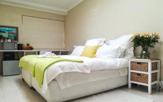 Jaquis Garden Guesthouse