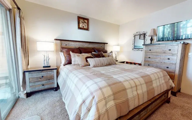 Mammoth View Villas - Near Hike/bike Trails!
