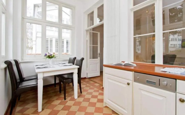 Villa Hartmann Drewitz App 01