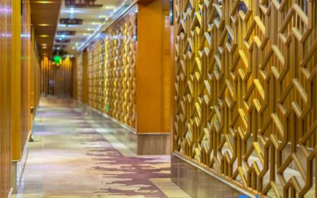Shuiyue Qinghua New Concept Hotel