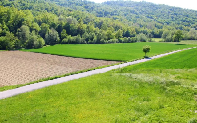 2 bedrooms appartement with garden at Mombarcaro