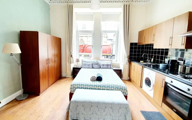 Modern Studio In The Heart Of City