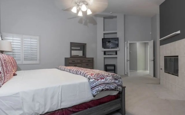 La Quinta Tennis Escape Four Bedroom House