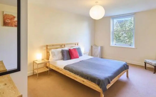 Host Stay Bingley Court