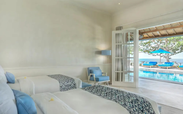 Villa Karang Putih