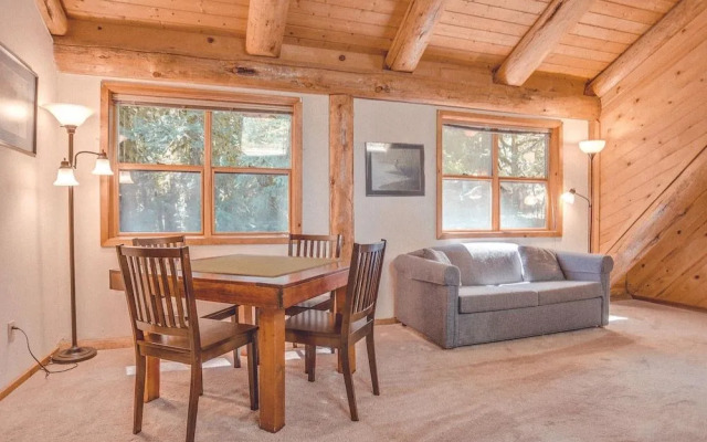 Bear Den Log Cabin
