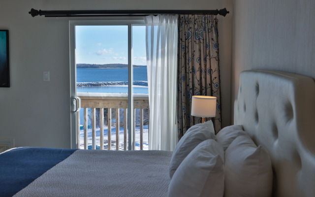 Oak Island Resort & Conference Centre