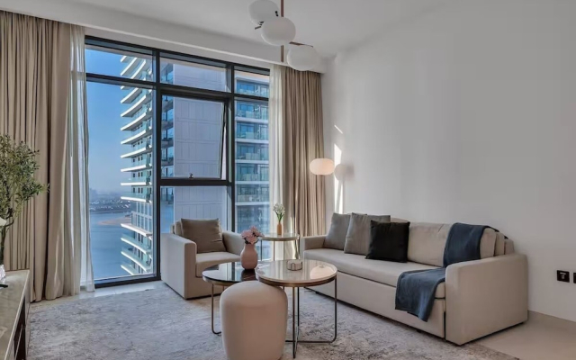 5 Star Palm View Private Beach 1BR