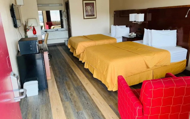 Royal Inn & Suites