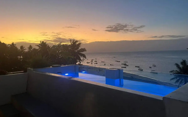 Aluna Beach Apartments