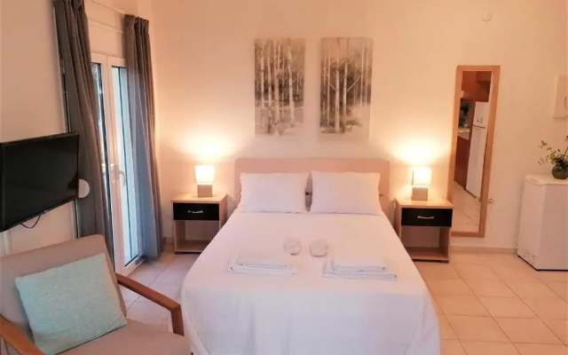 Emerald Apartment 2 Halepa
