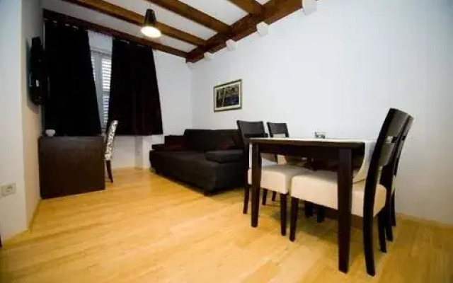 Villa Flores
