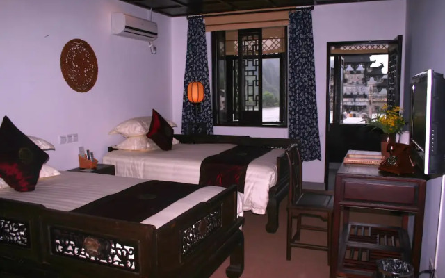 Xidi Travel Lodge