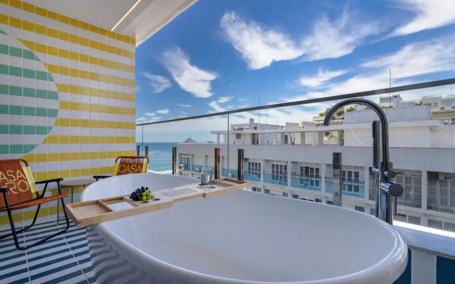 Sea View and Balcony With Bathtub Q11