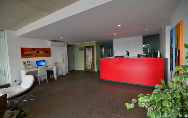 UY Proa Sur Hotel