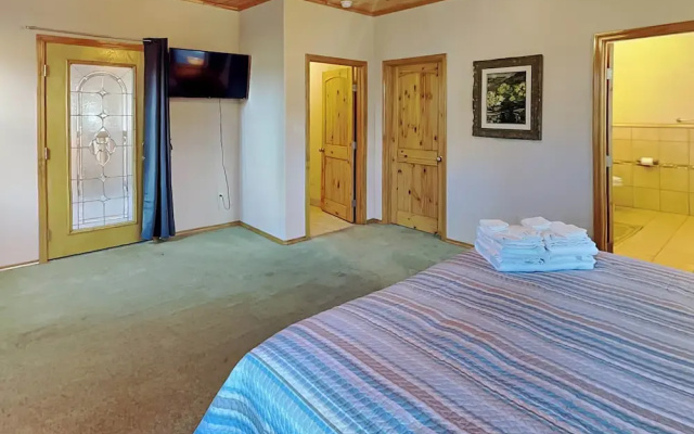 Mountain Paradise by Ruidoso Vacation Rentals