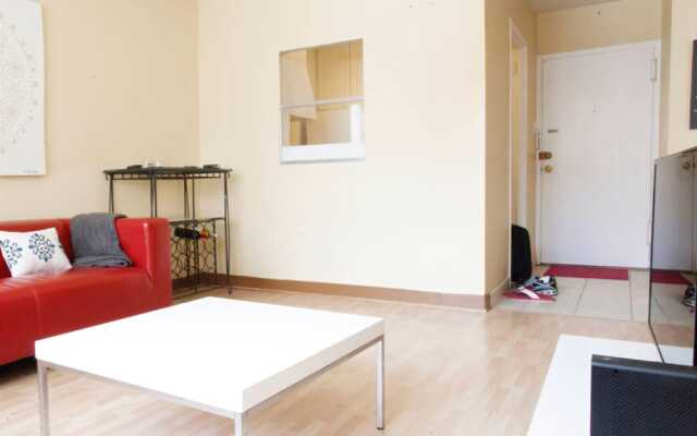 Отель Cozy 1BR Rosslyn Apt with a View США, Арлингтон - отзывы, цены и фото номеров - забронировать отель Cozy 1BR Rosslyn Apt with a View онлайн комната для гостей