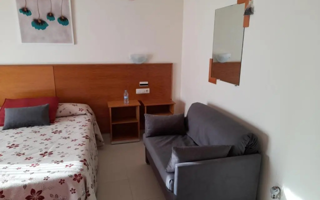 Hotel Valdoviño Express
