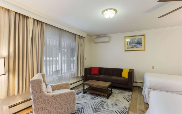 The Palmer House Resort, an Ascend Collection Hotel