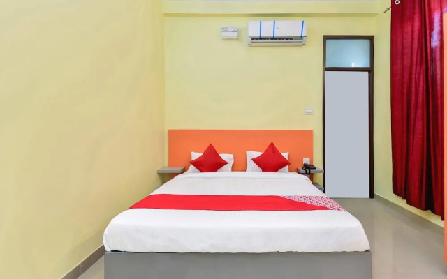 Hotel Suraj Villa By OYO Rooms