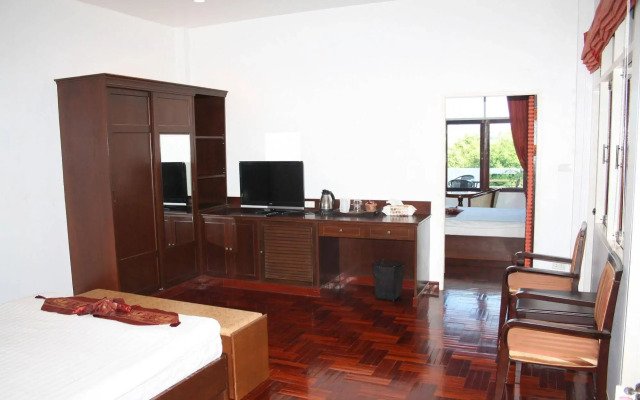 Ao Thai Resort
