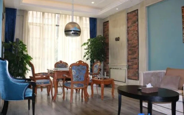 7Days Inn Hotel (Chengdu Wenjiang Yiteng Guanghua Park Subway Station)