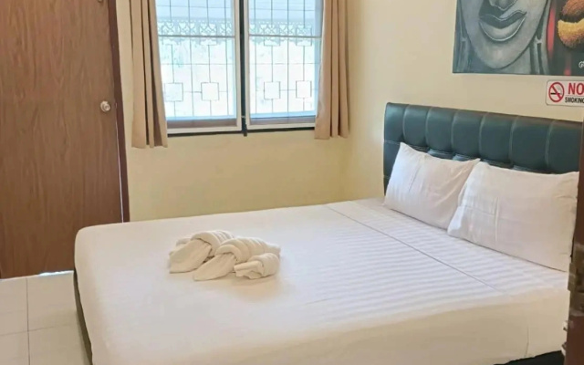 P.U.P Bamboo Bungalow