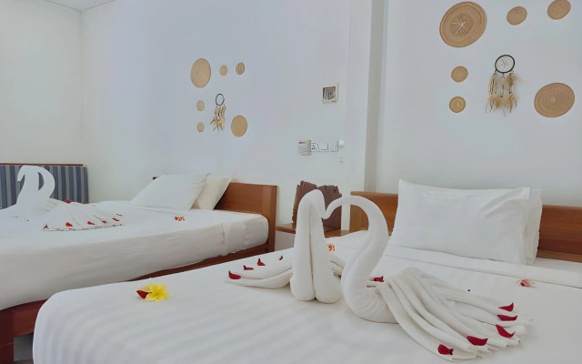 Ariya Resort