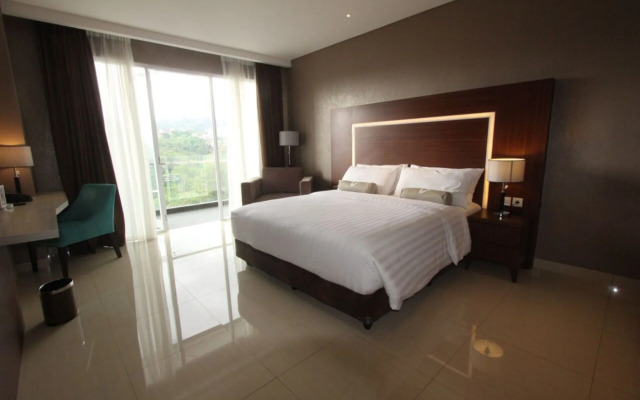 Clove Hotel
