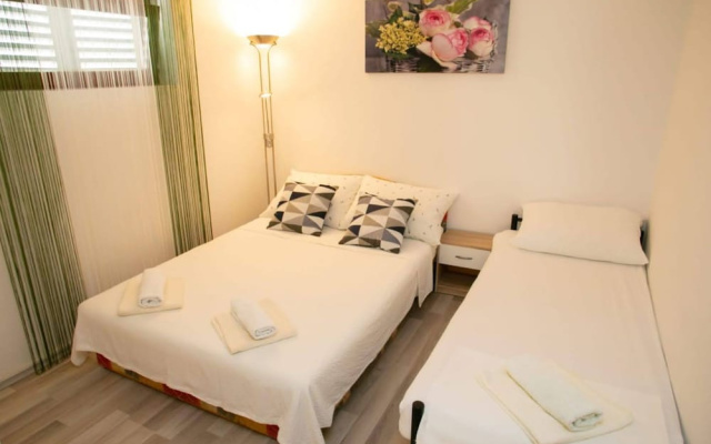 Apartments Sun Dance With Heated Pool