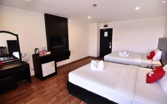 ZenRooms Boss Prakanong
