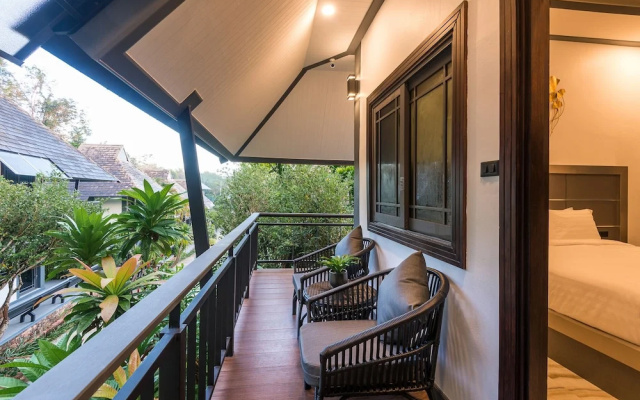 Loy Chalet