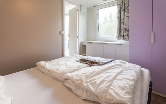 Snug Mobile Home in Januv Dul Bohemian With Pool