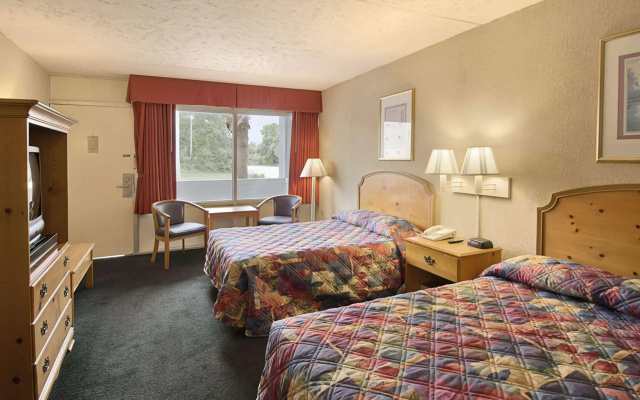 Days Inn by Wyndham Myrtle Beach-Grand Strand