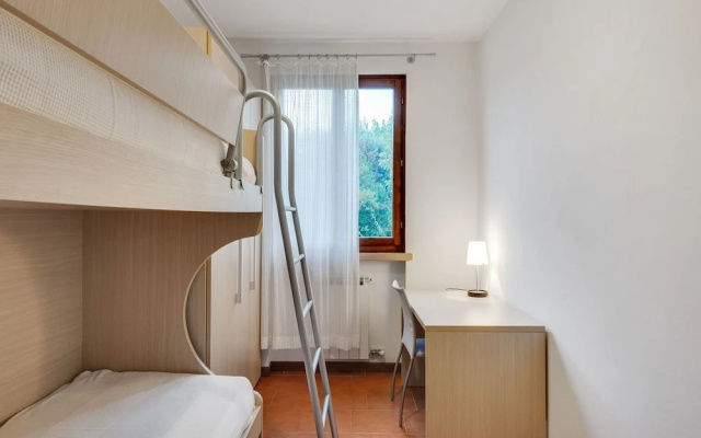 Beautiful Apartment With Scenery Near Lake Garda