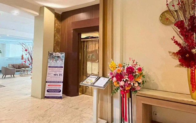 G Hotel