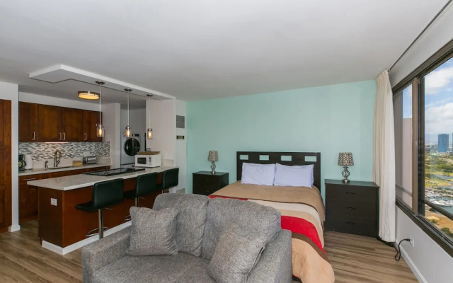 Discovery Bay 3505 1 Bedroom Condo