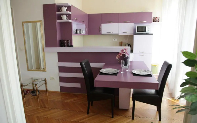 London Apartment