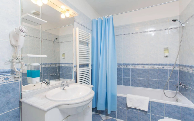 Picasso Apartments Prague