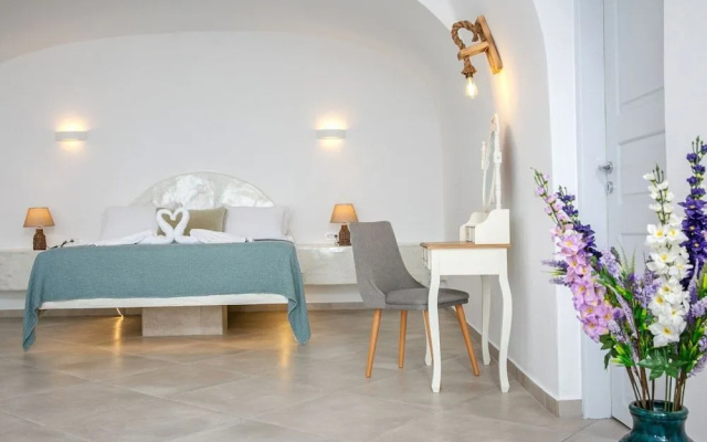 Sun Angelos Oia - Luxury Cave Suites