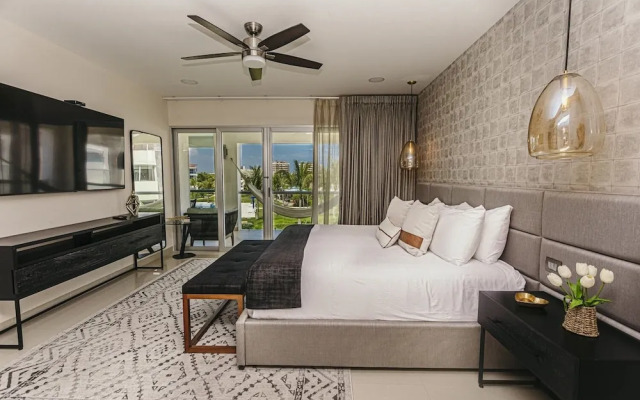 Casa Lanai 4 Bedroom Condo by RedAwning
