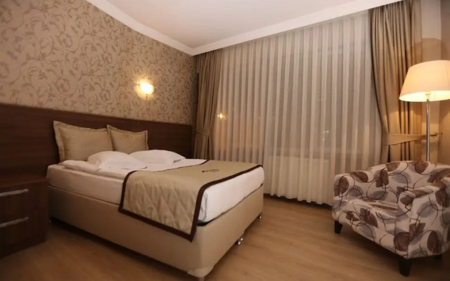 Gun Otel
